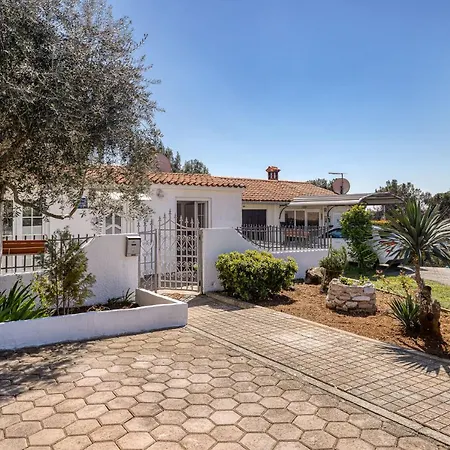 Apartment Ivana 300m From The Beach Porec